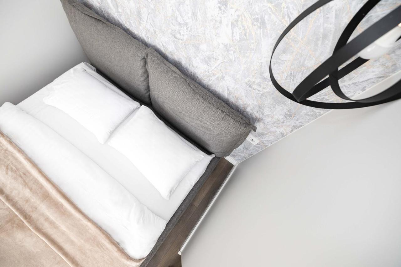 Birch Haven W/terrace By Cohost Palanga